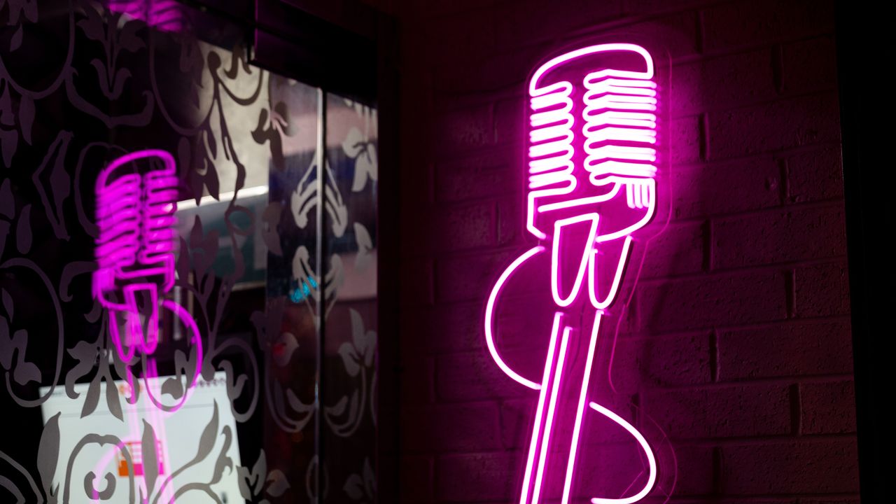 Best Karaoke in Chicago - Karaoke & Bar Lounge